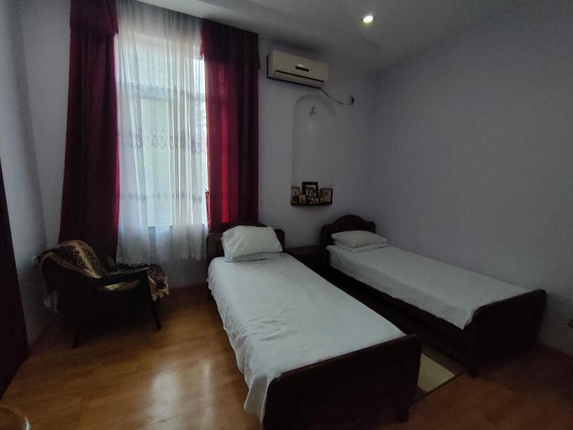 Guest House Nadejda 巴统 外观 照片